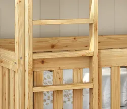 Solidna drabinka z szerokimi szczebelkami do łóżka piętrowego Mikołaj